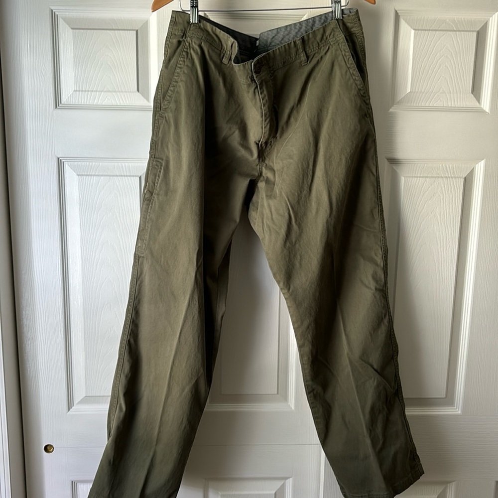 Like New Carbon 2 Cobalt Lightweight Cord Pants